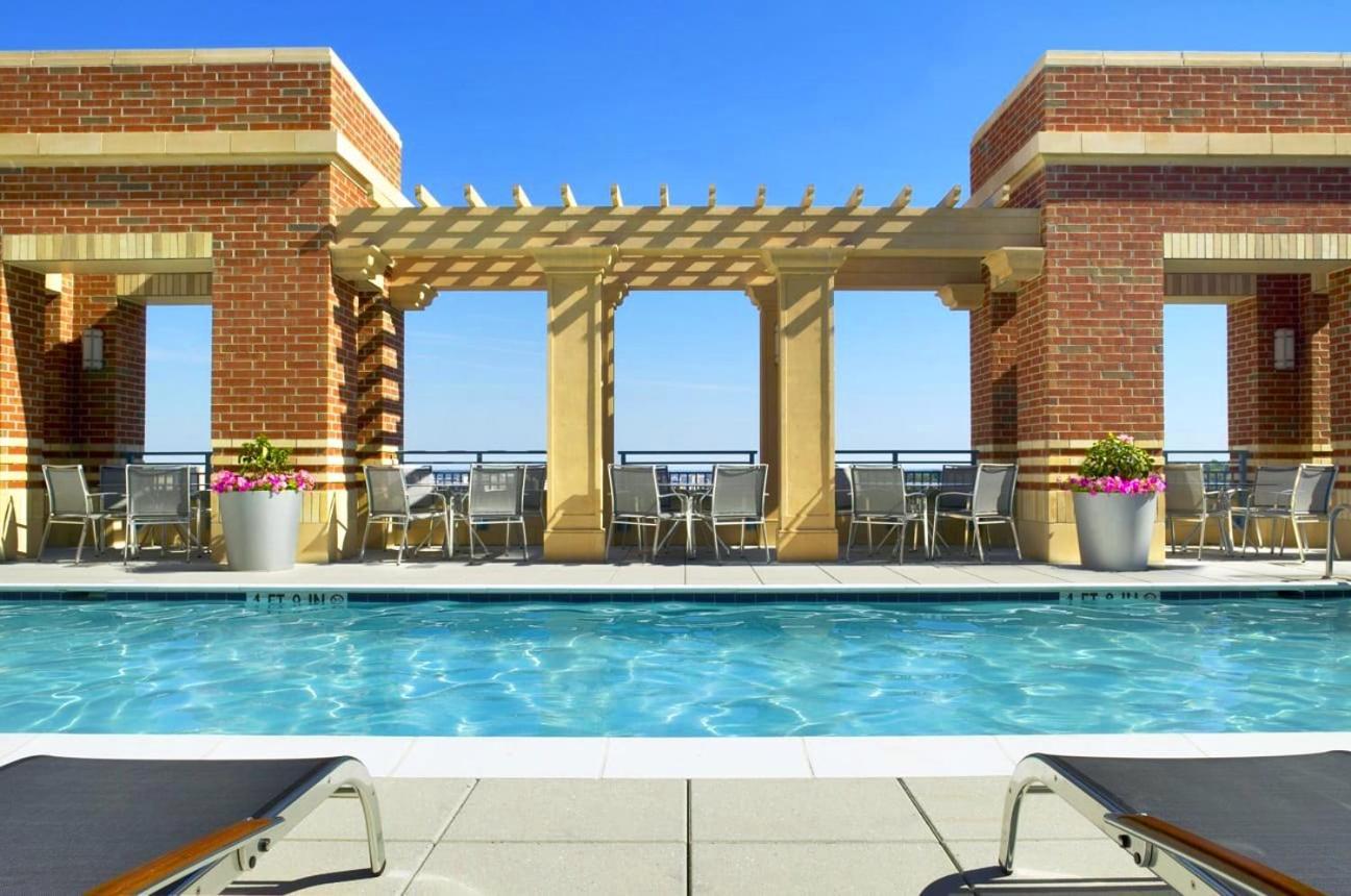 Splendid 2 Bedroom Condo At Pentagon City Arlington Exteriör bild